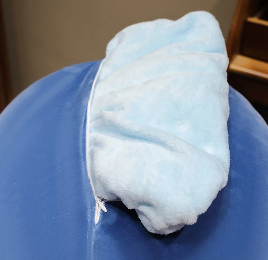 Kuschlige Plüsch-Buddies mit Decke