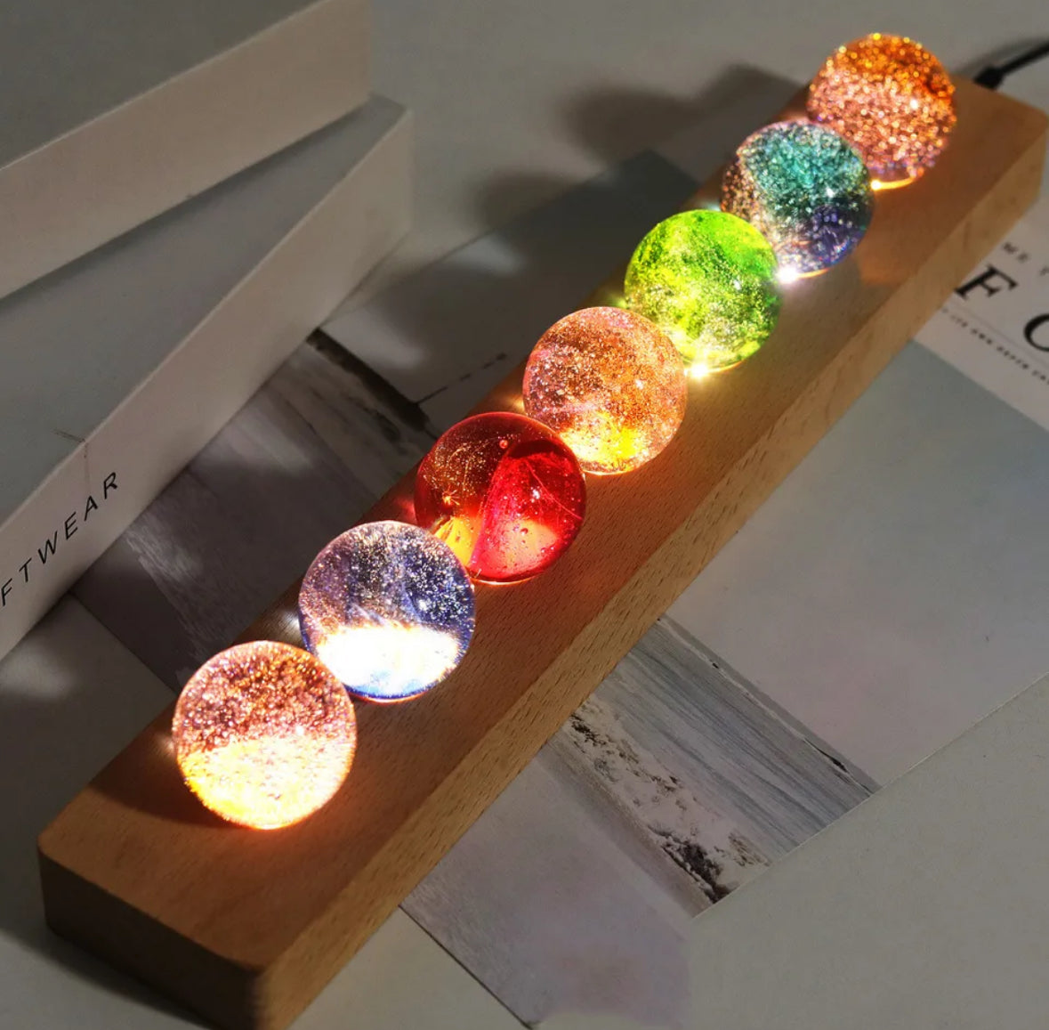 Leuchtende LED Kristall Kugel Lampe