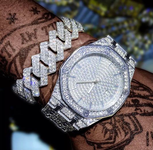 Iced Out Uhr: