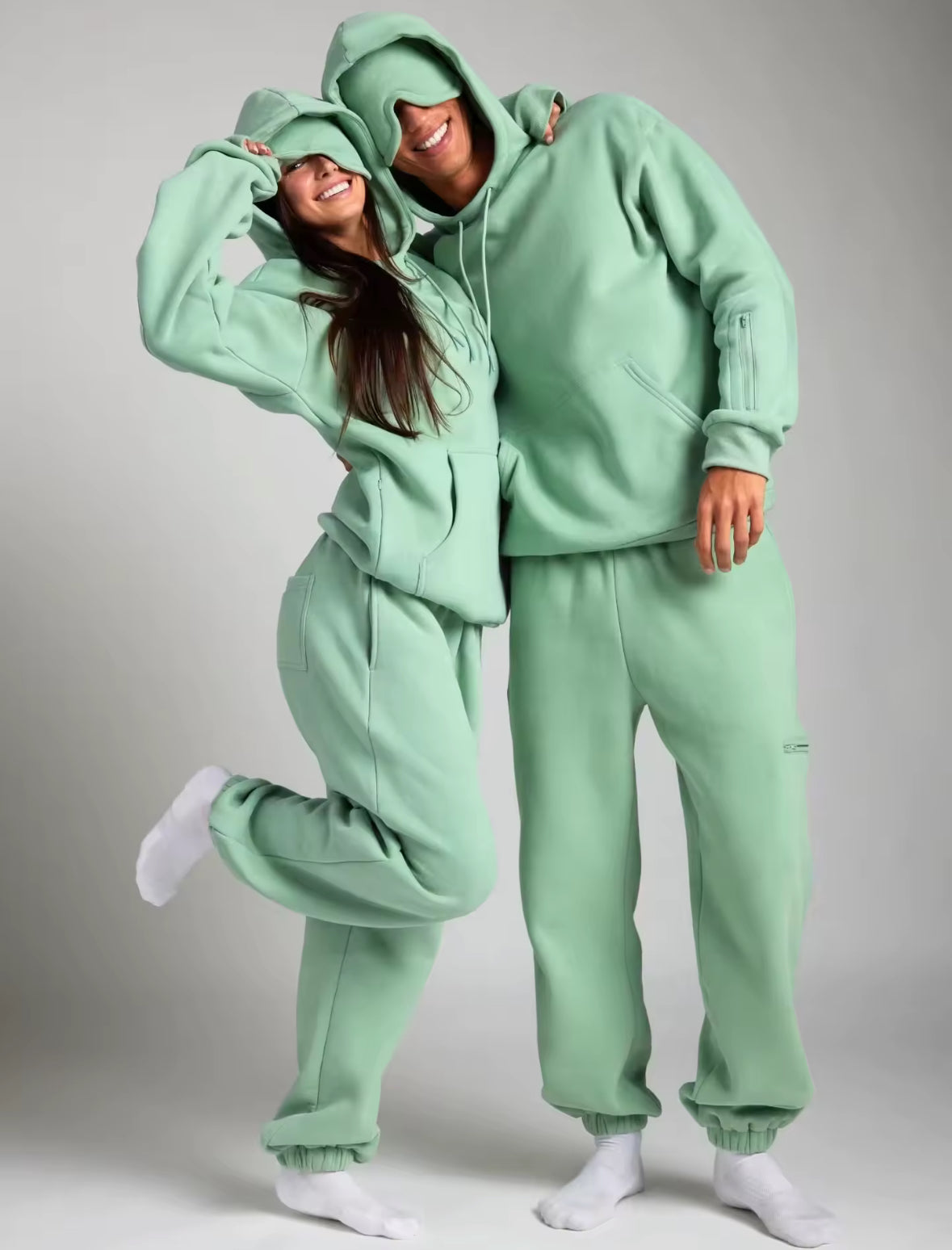 Reise Pullover mit Schlafmaske